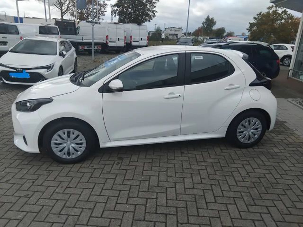 Toyota Yaris Business Hatchback Hybride