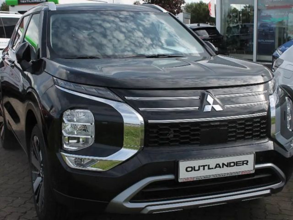 Mitsubishi Outlander PHEV 4WD