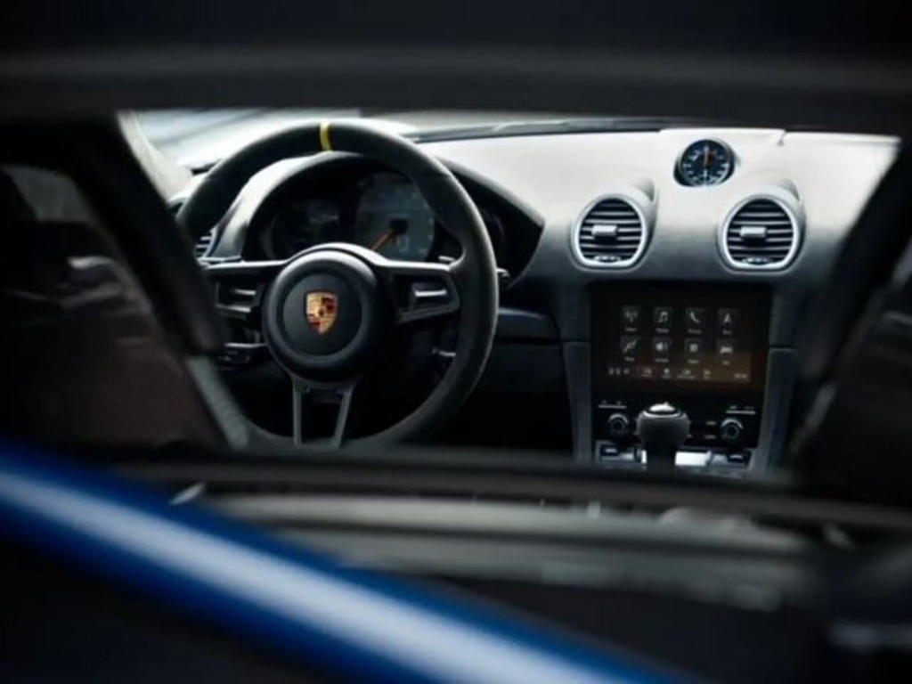 Porsche Cayman