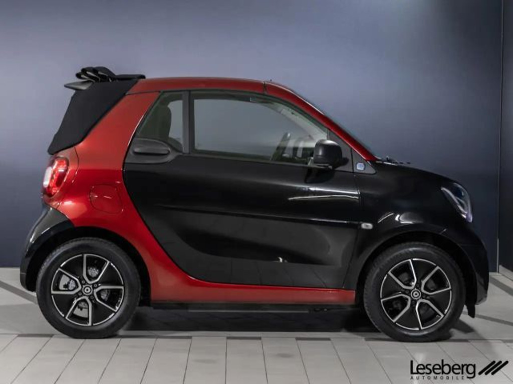 Smart EQ fortwo Pure Cabrio 22kw onboard charger