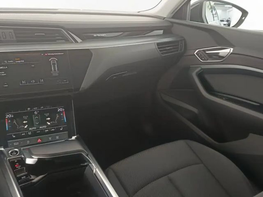 Audi Q8 e-tron