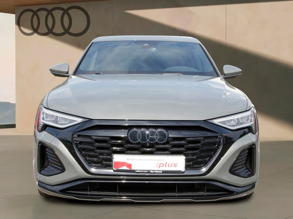 Audi Q8 e-tron