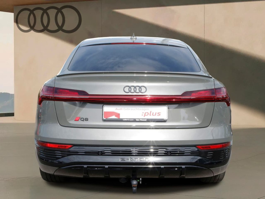Audi Q8 e-tron