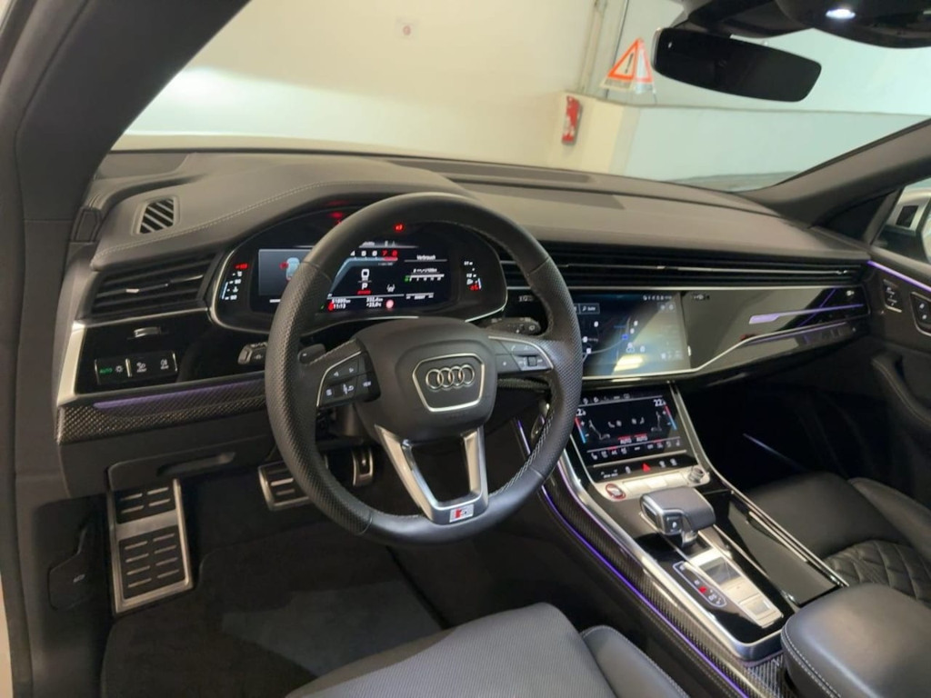 Audi SQ8