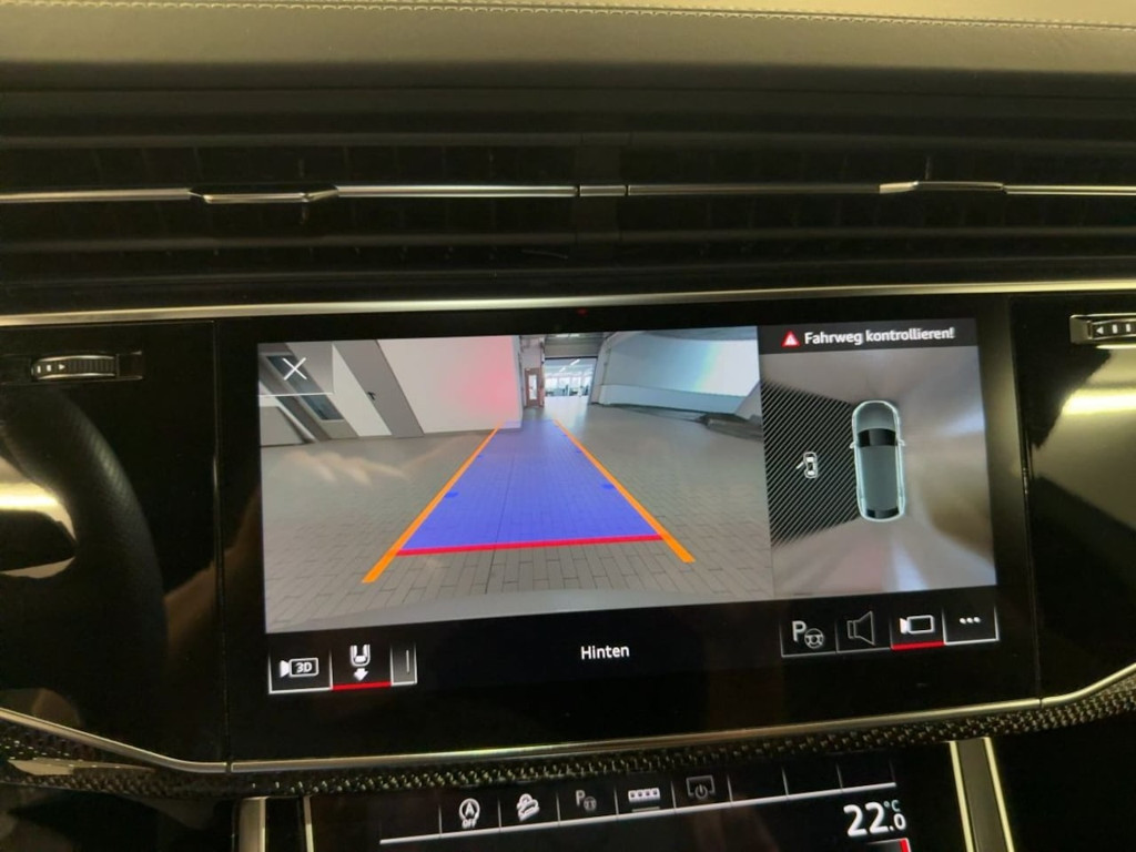 Audi SQ8