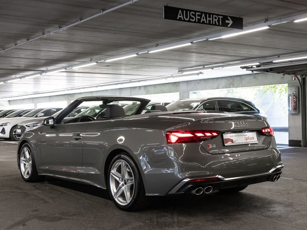 Audi S5