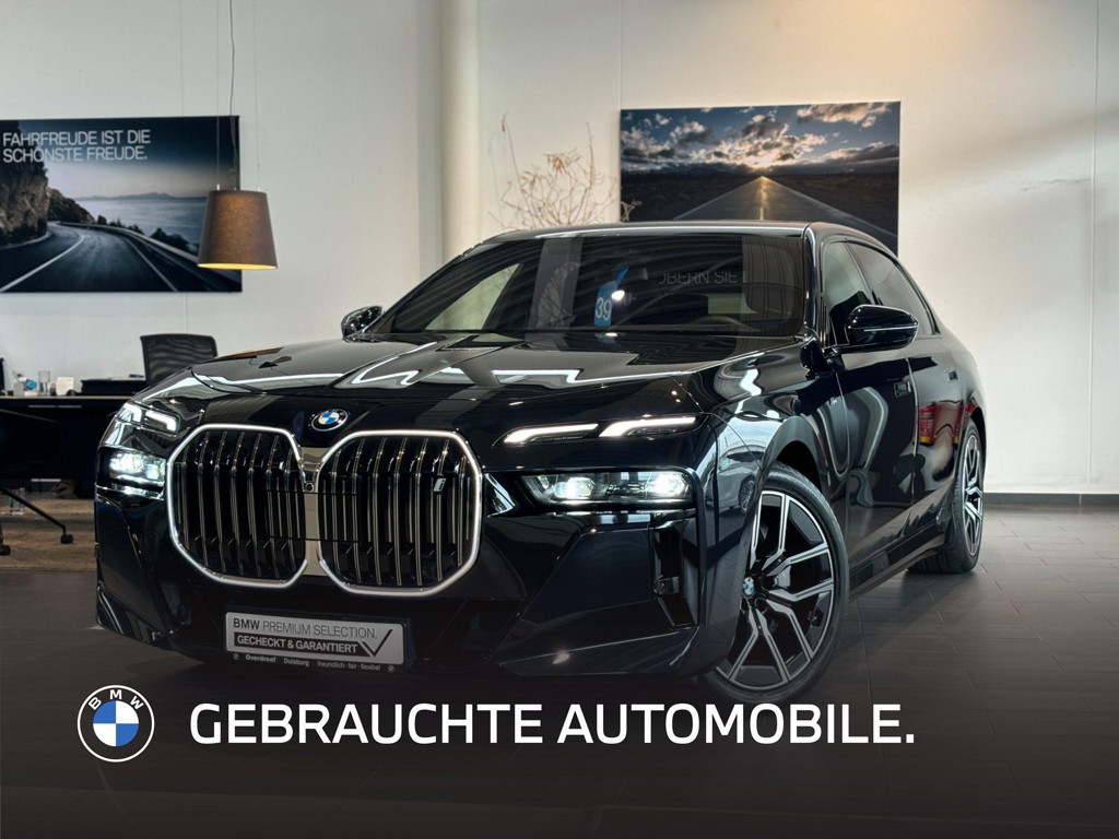 BMW i7