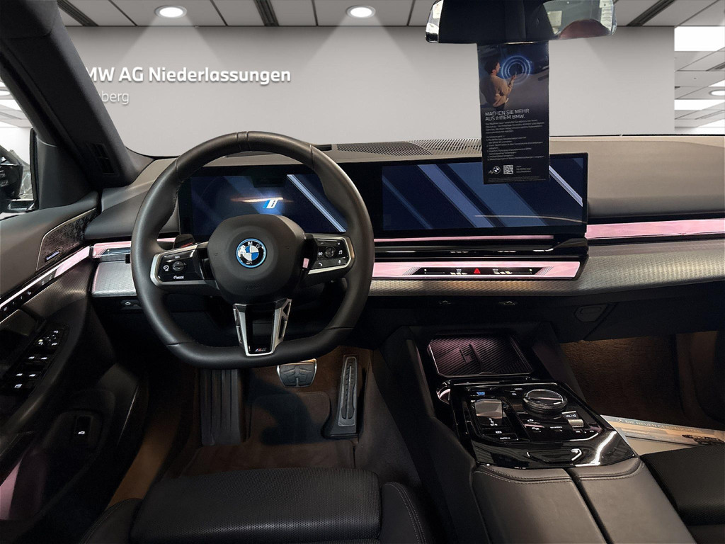 BMW i5
