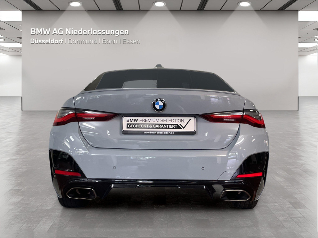 BMW M440