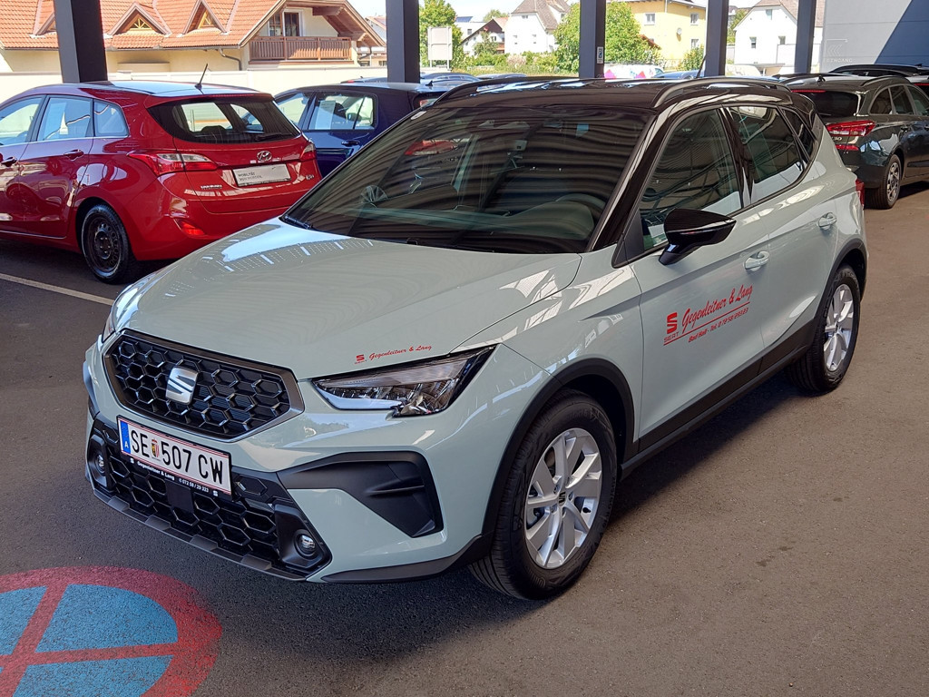 Seat Arona