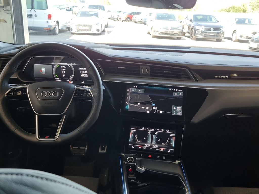 Audi Q8 e-tron