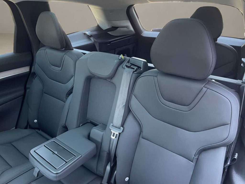 Volvo EX90