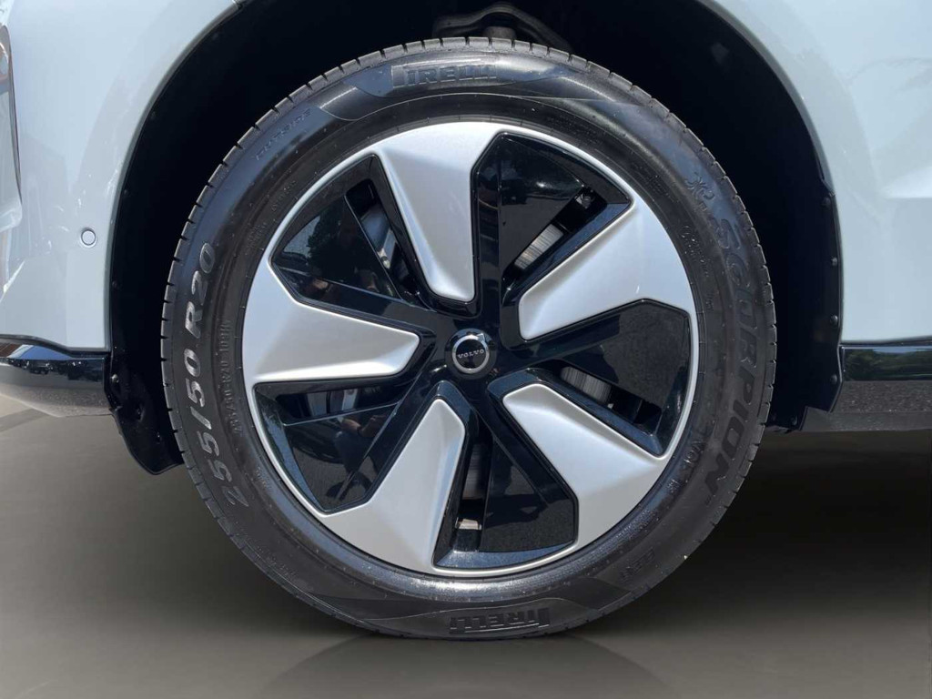 Volvo EX90