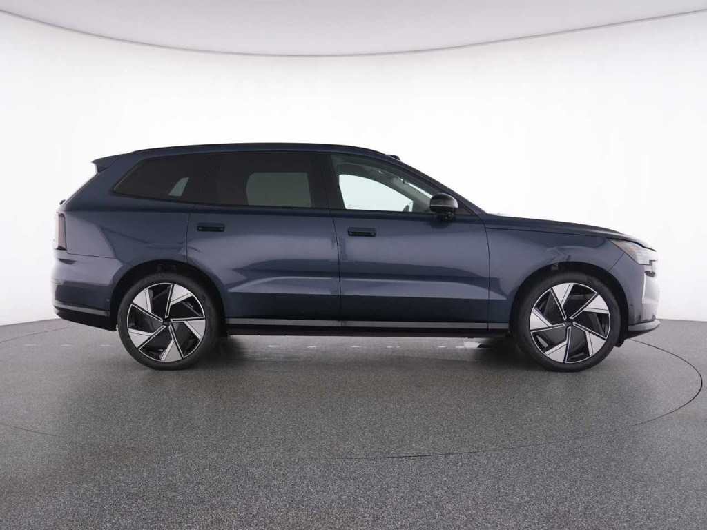 Volvo EX90