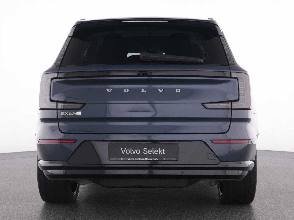 Volvo EX90