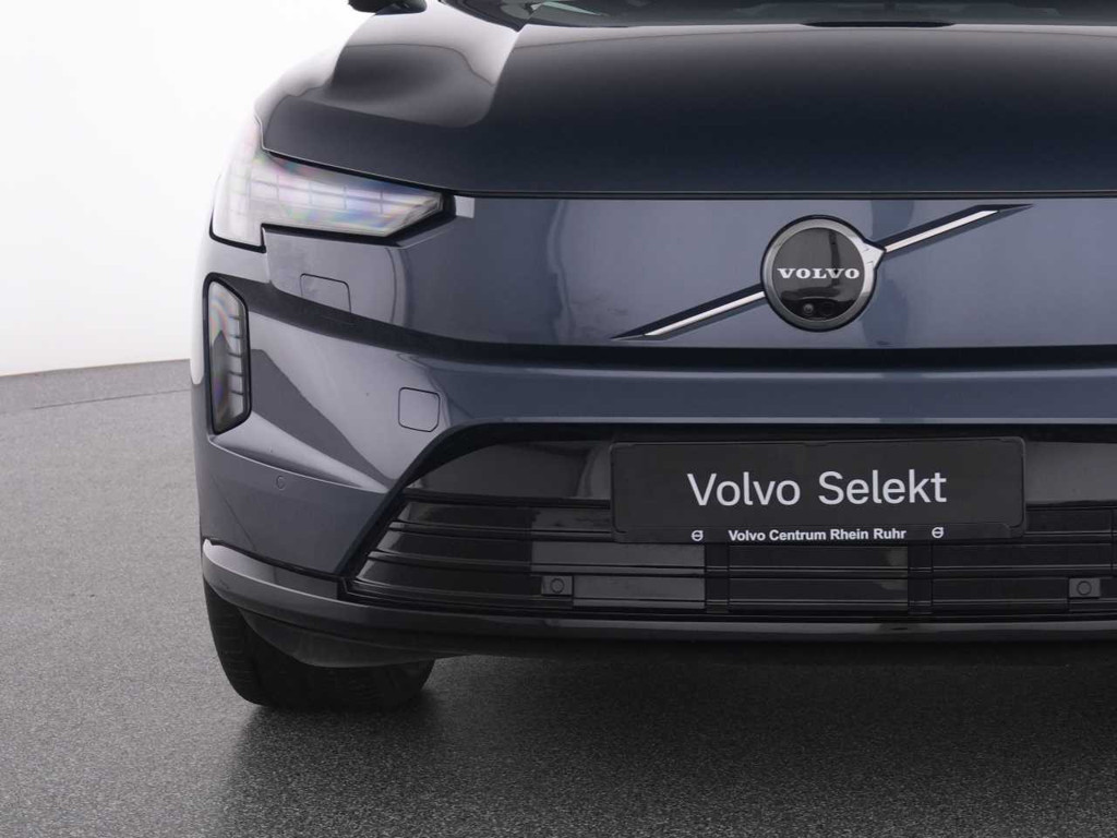 Volvo EX90