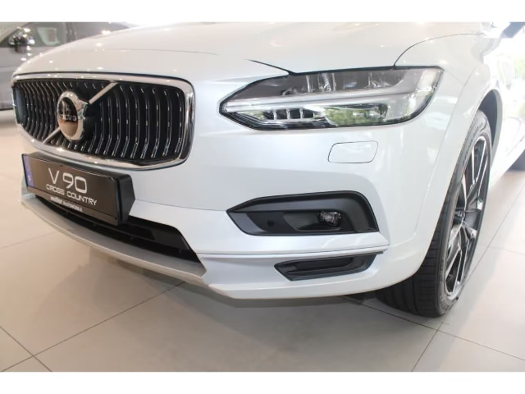 Volvo V90 Cross Country