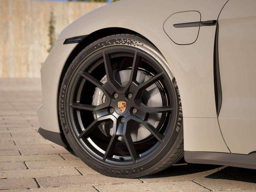 Porsche Taycan RS