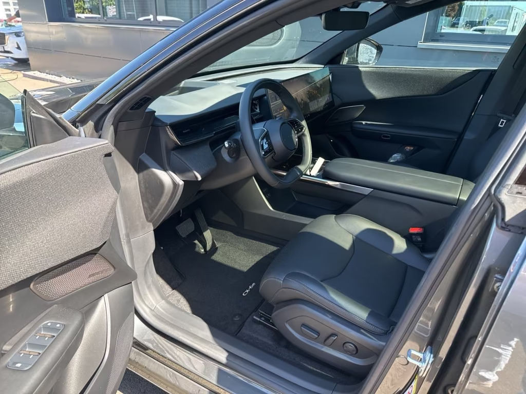 Mazda CX-6e