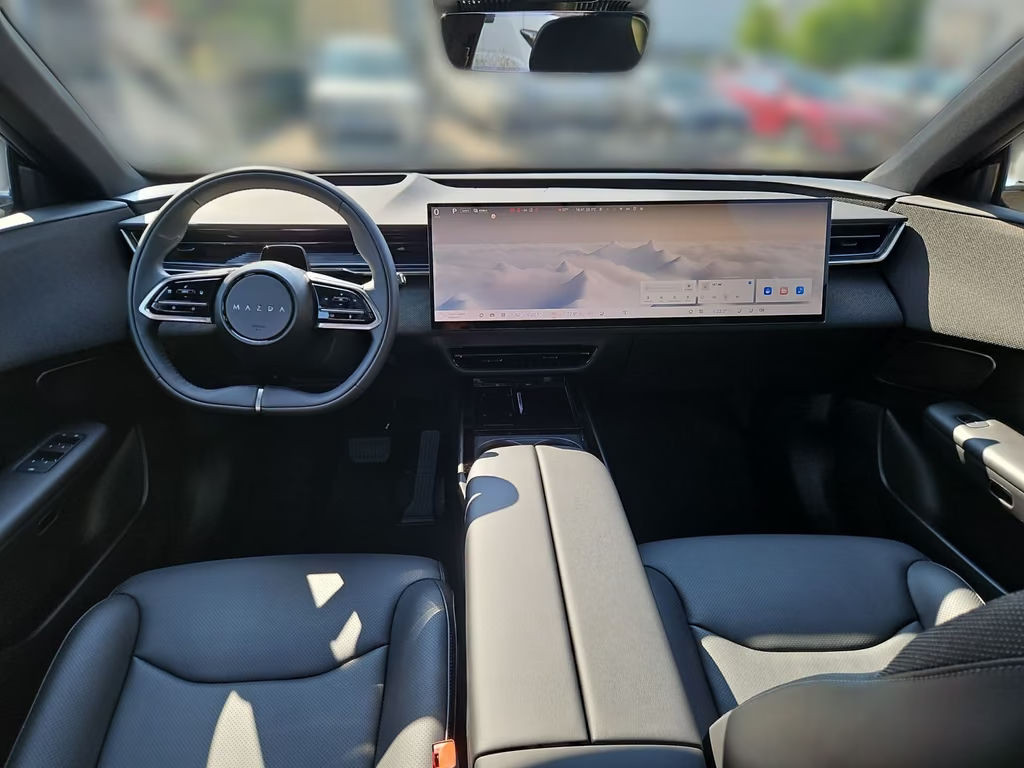 Mazda CX-6e