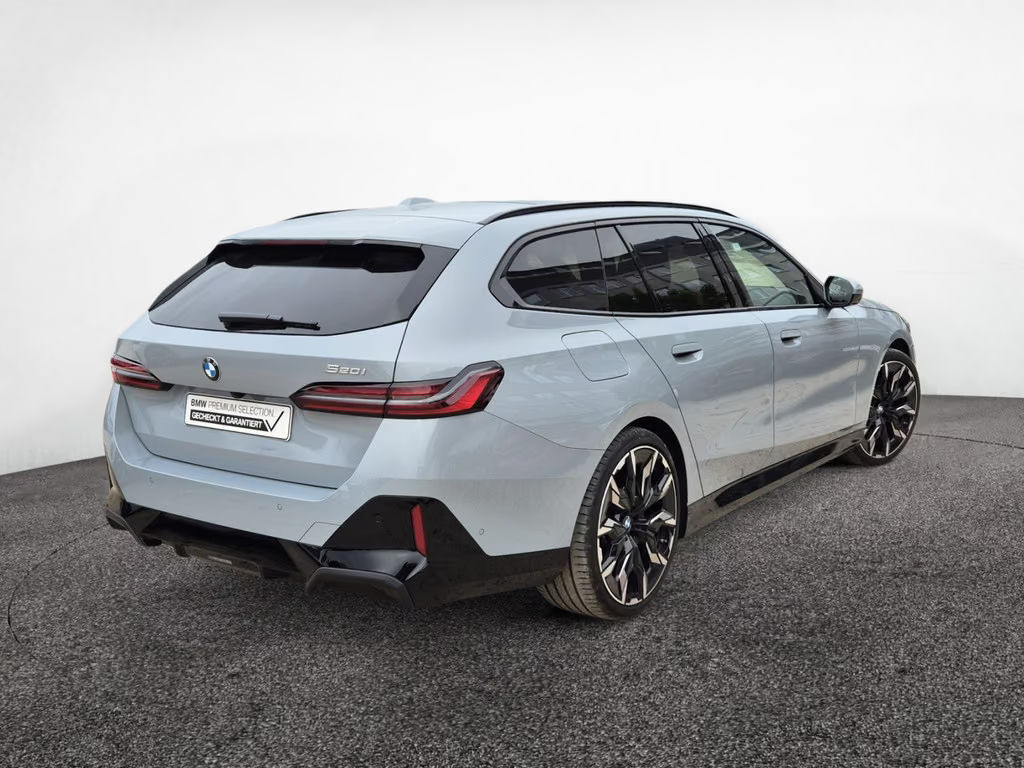 BMW 5 Serie 520 M-Sport Touring 520i