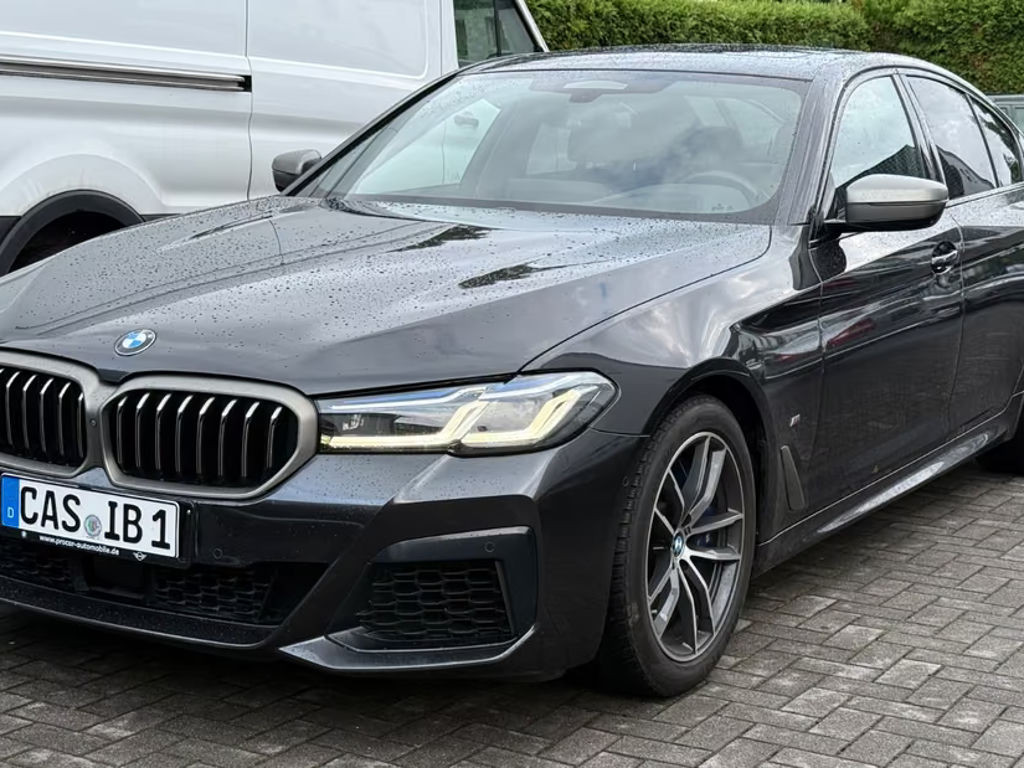 BMW 5 Serie 550 xDrive Sedan 550i