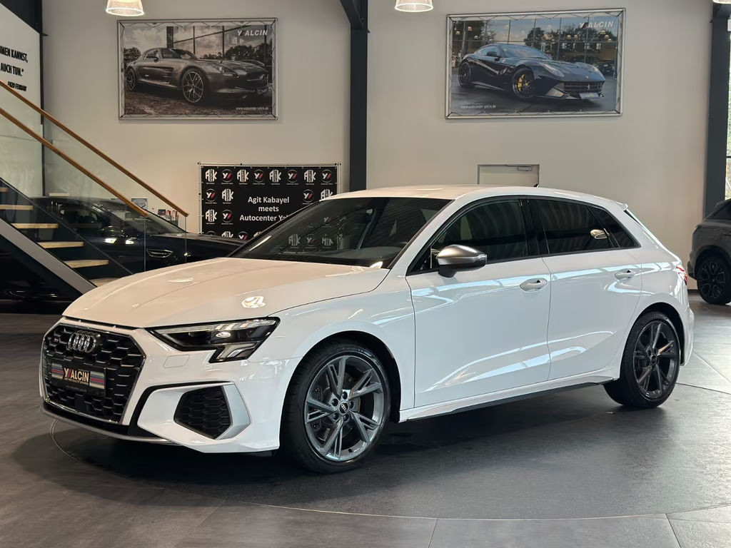 Audi S3 Sportback Sedan Quattro S-Tronic