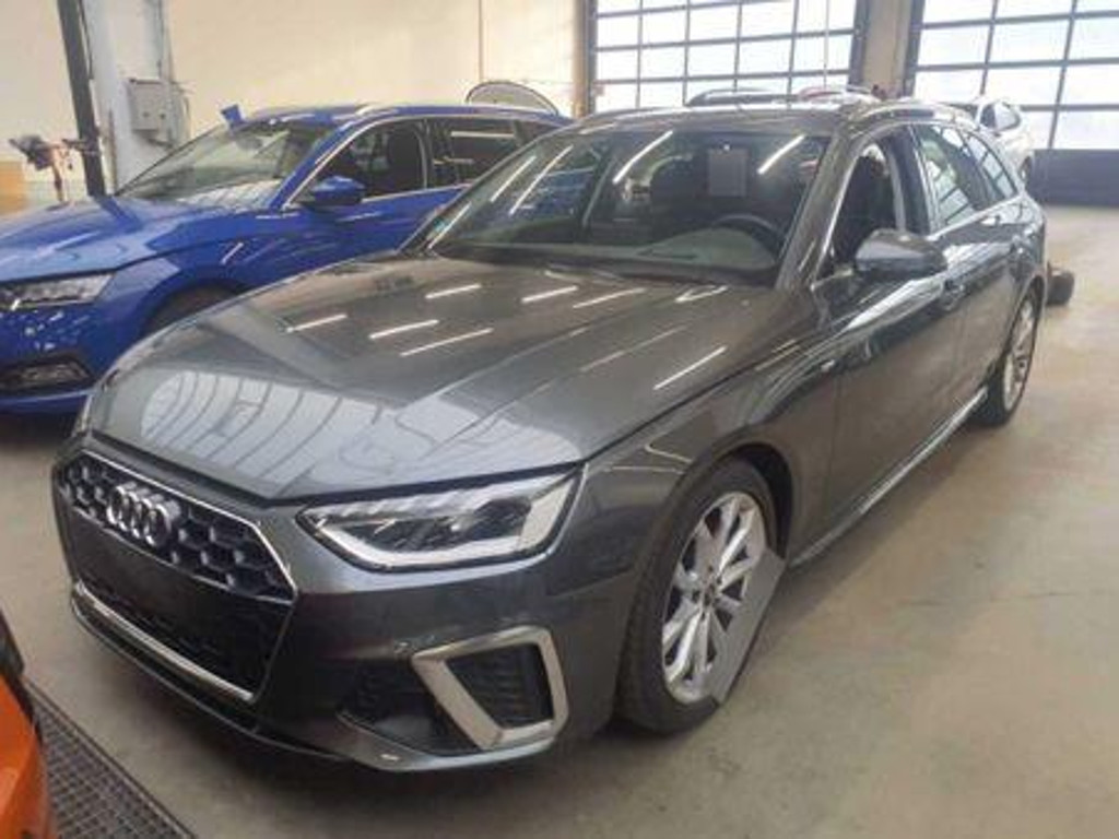 Audi A4 Avant S-Line 2.0 TFSI