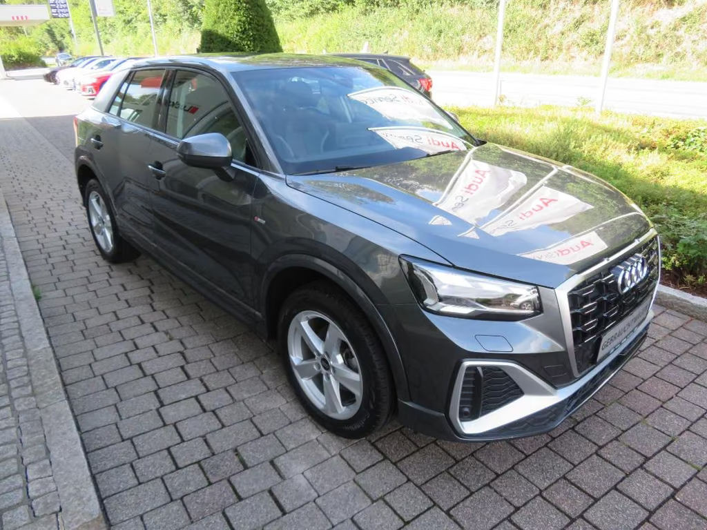 Audi Q2