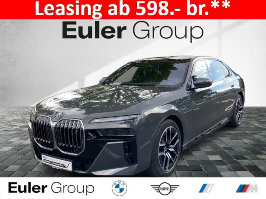 BMW i7