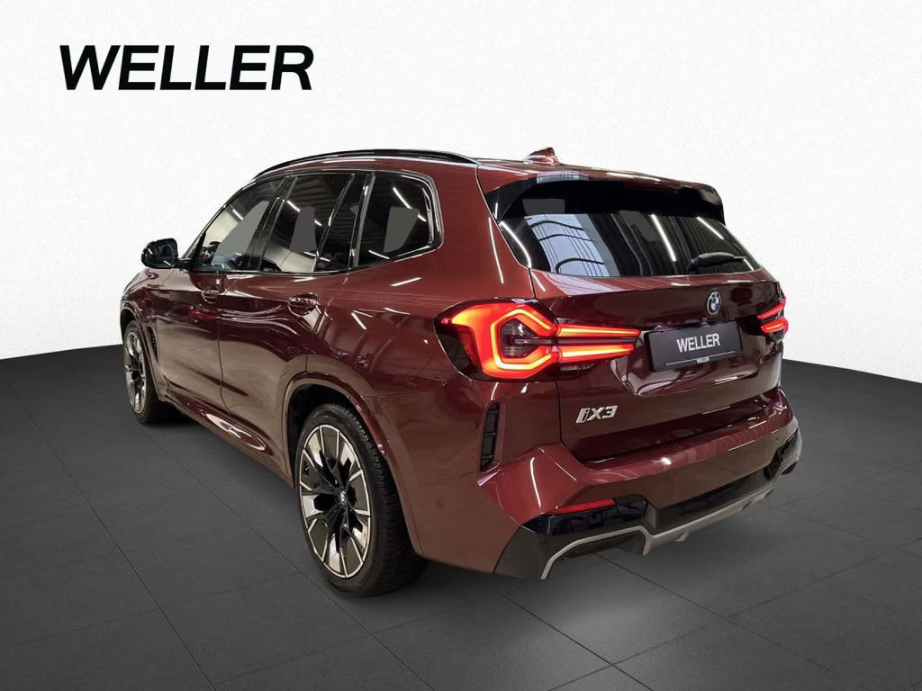 BMW iX3