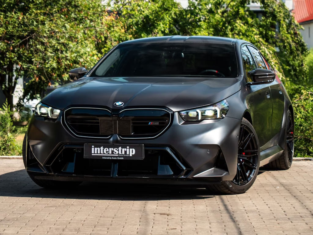 BMW M5 Sedan