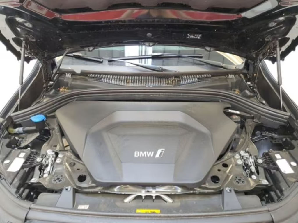 BMW iX1