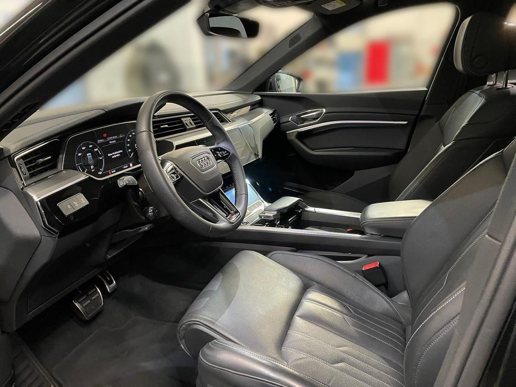 Audi Q8 e-tron