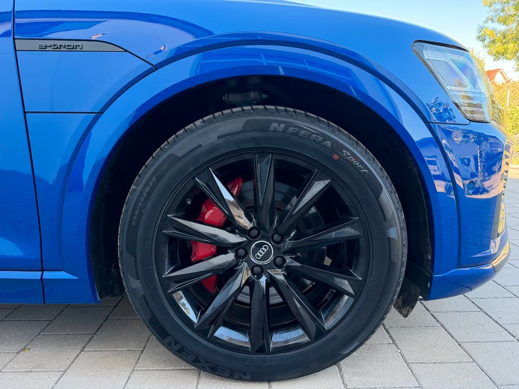 Audi Q8 e-tron