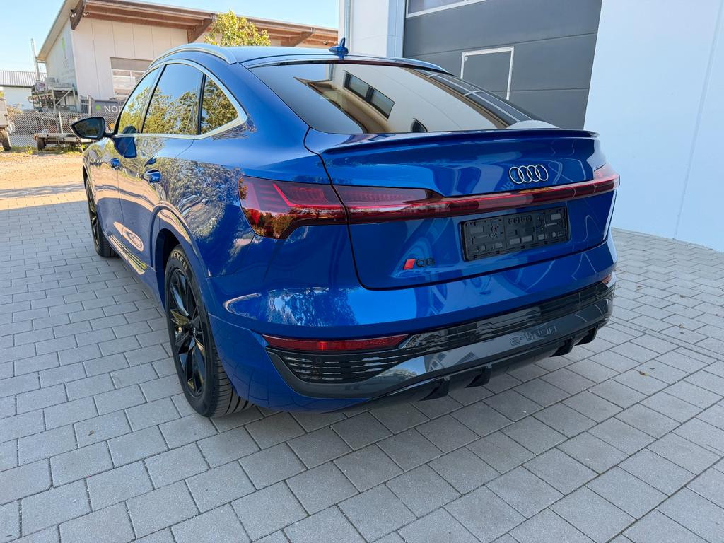 Audi Q8 e-tron