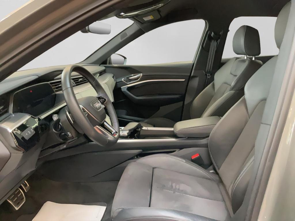 Audi Q8 e-tron