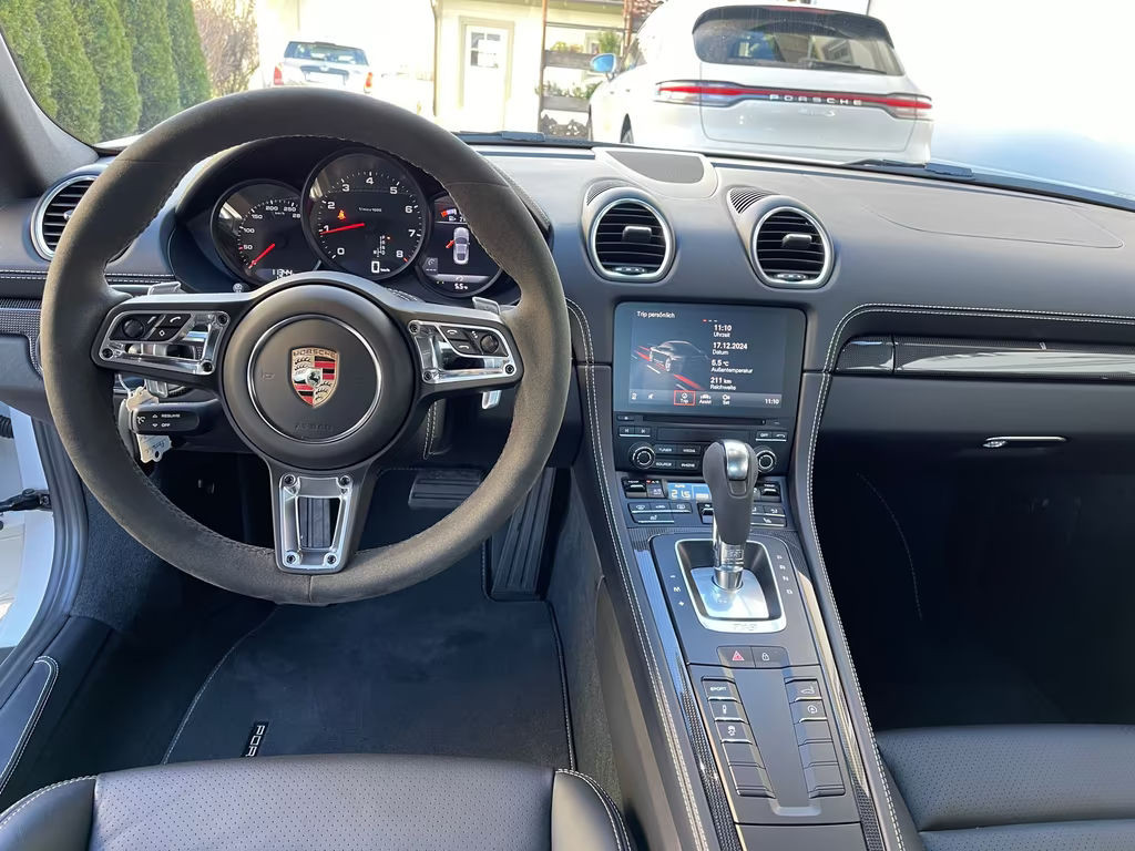 Porsche Cayman