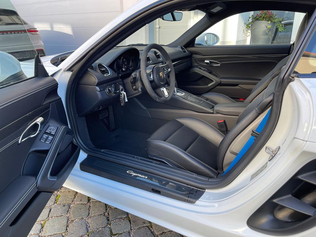 Porsche Cayman