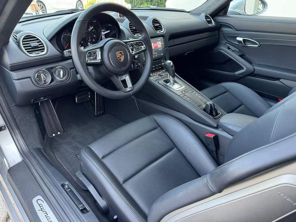 Porsche Cayman