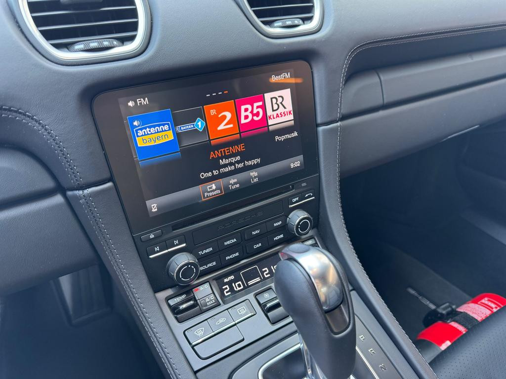 Porsche Cayman