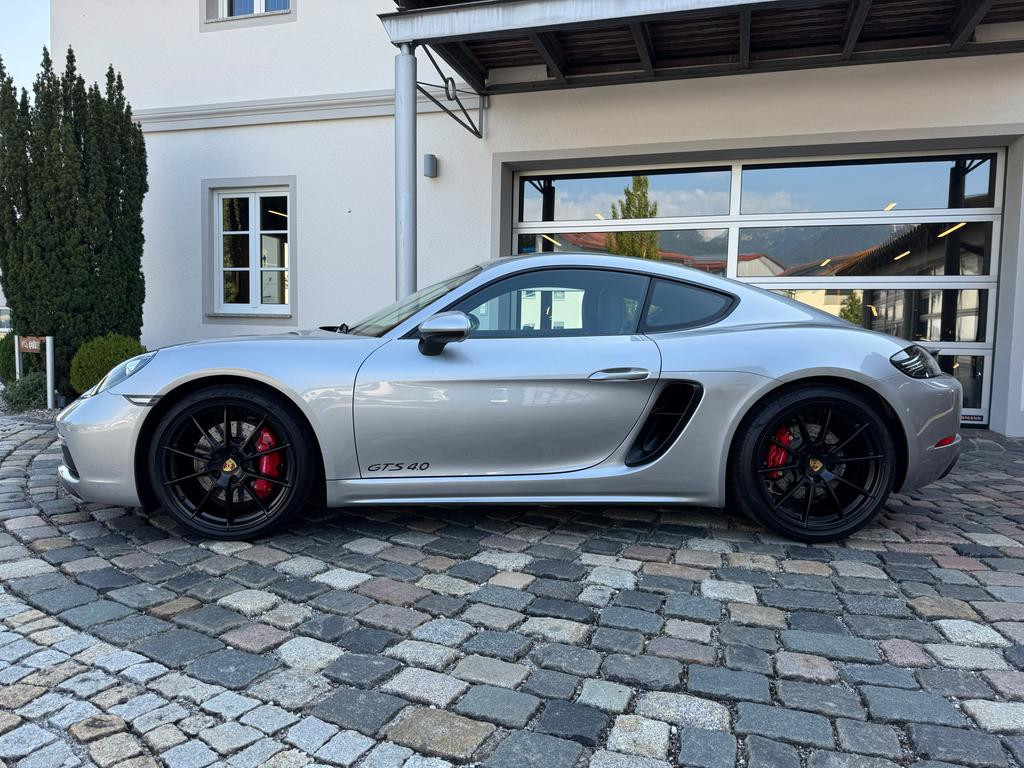 Porsche Cayman