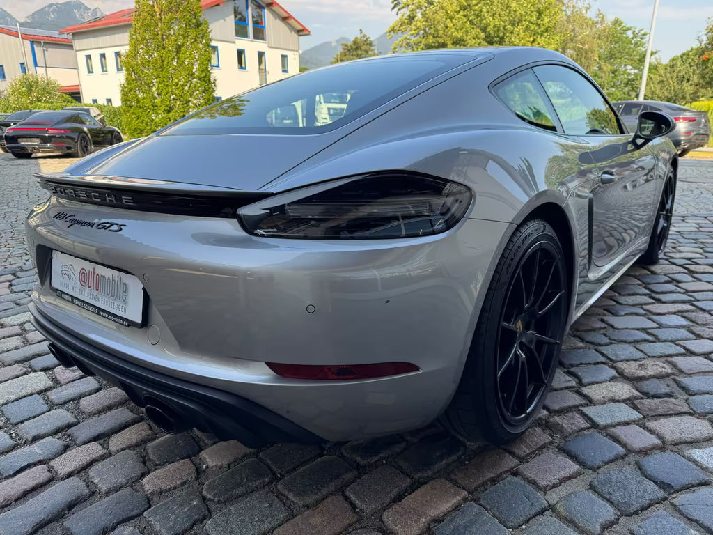 Porsche Cayman