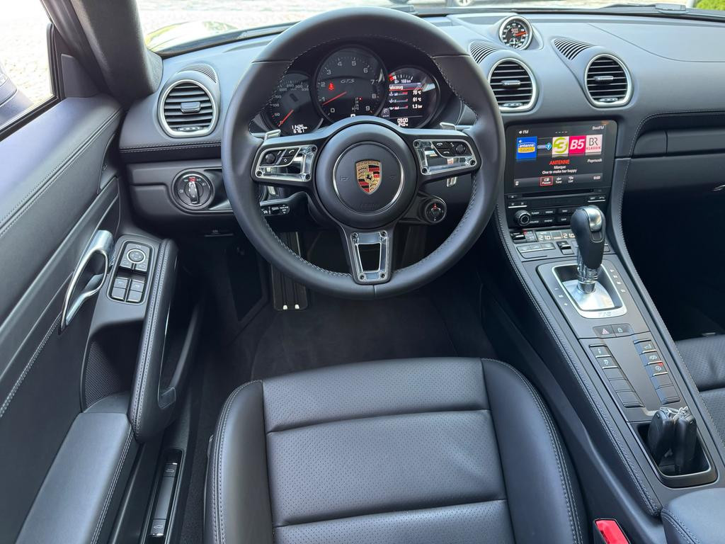 Porsche Cayman