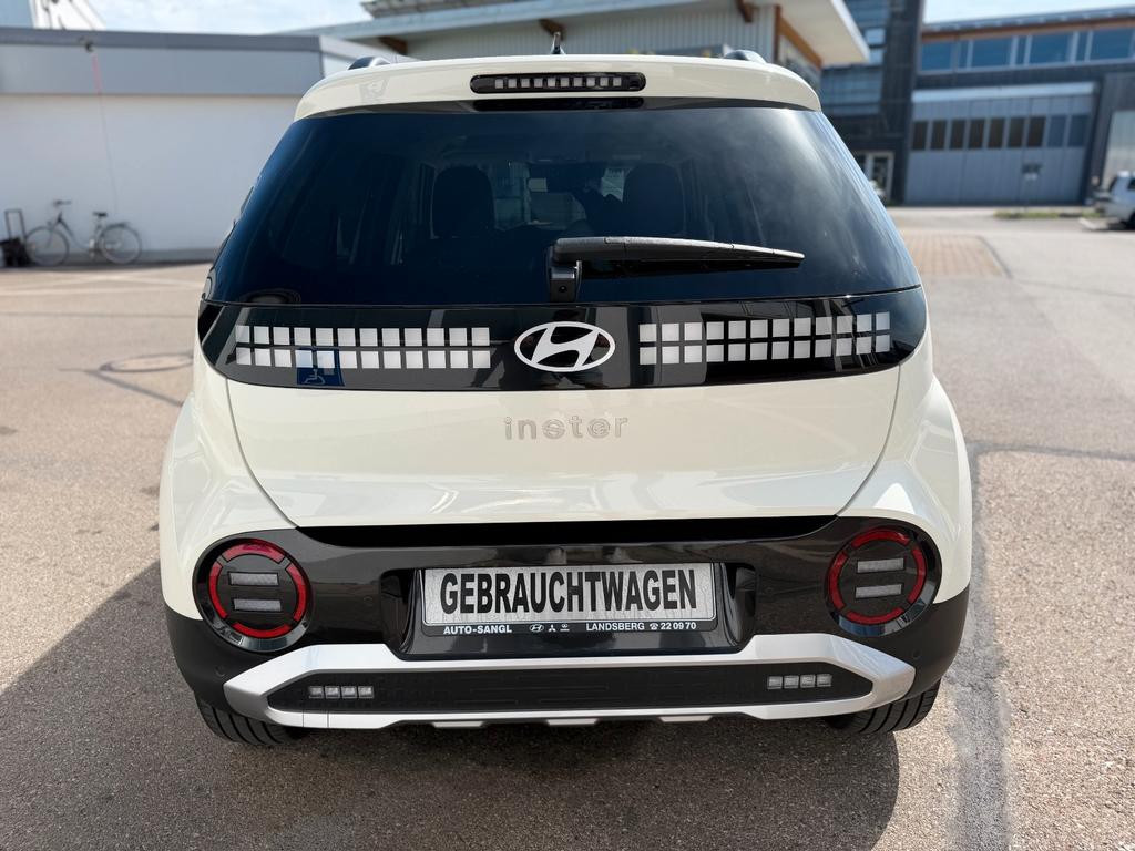 Hyundai INSTER