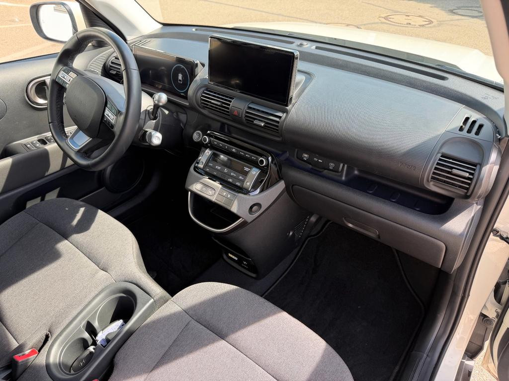 Hyundai INSTER