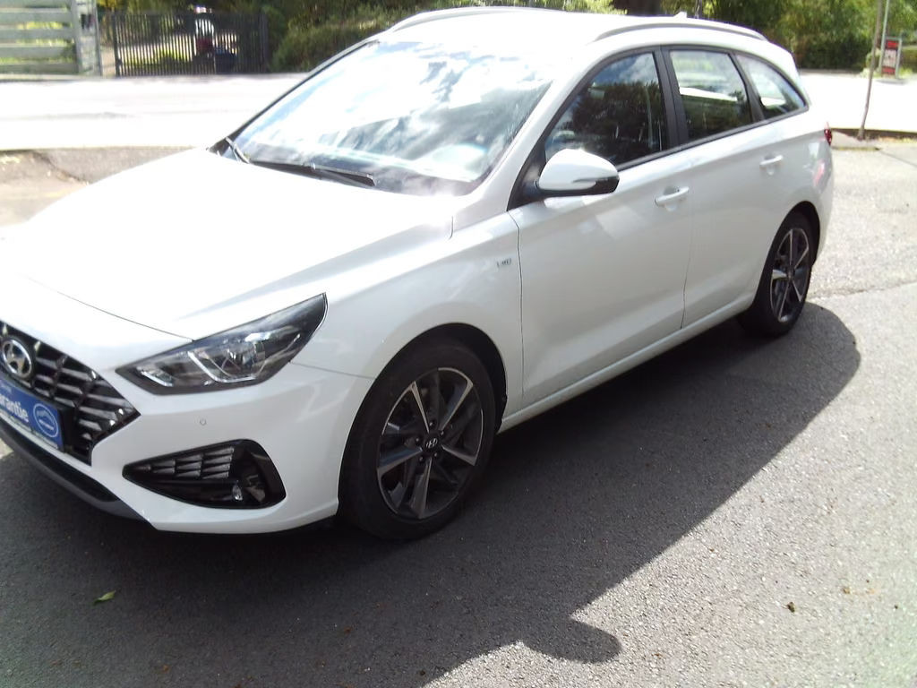 Hyundai i30 Trend Hybrid