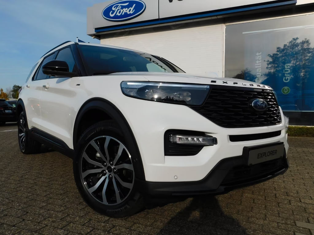 Ford Explorer 4x4 ST Line Plug in Hybrid AWD