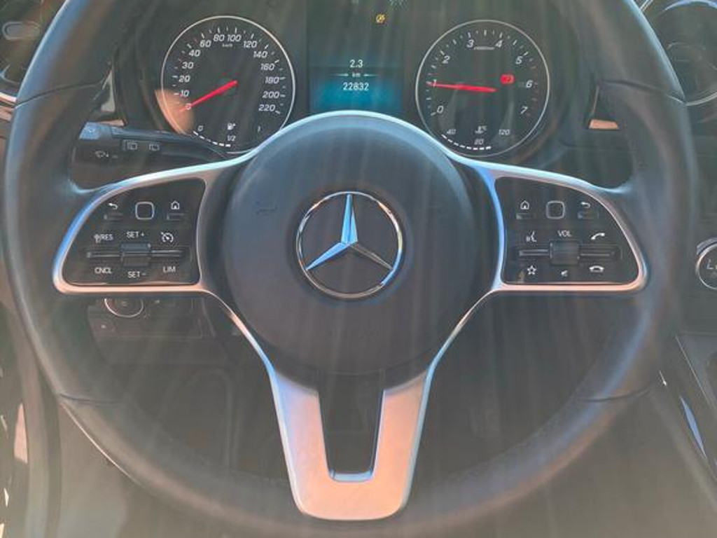 Mercedes-Benz T 180