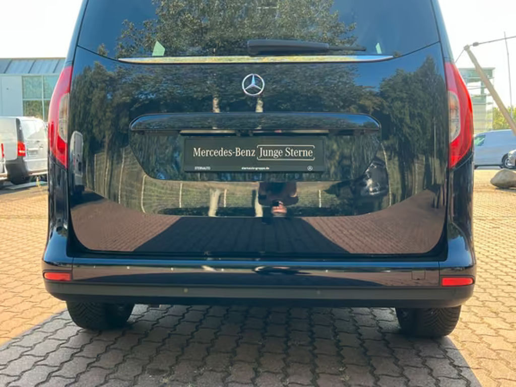 Mercedes-Benz T 180